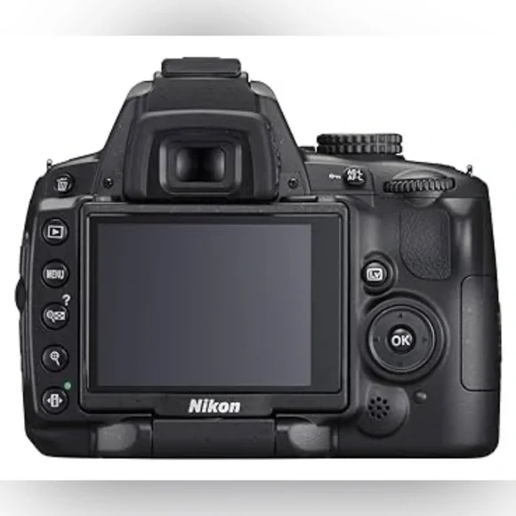 Nikon D5000 - Picture 3 of 13